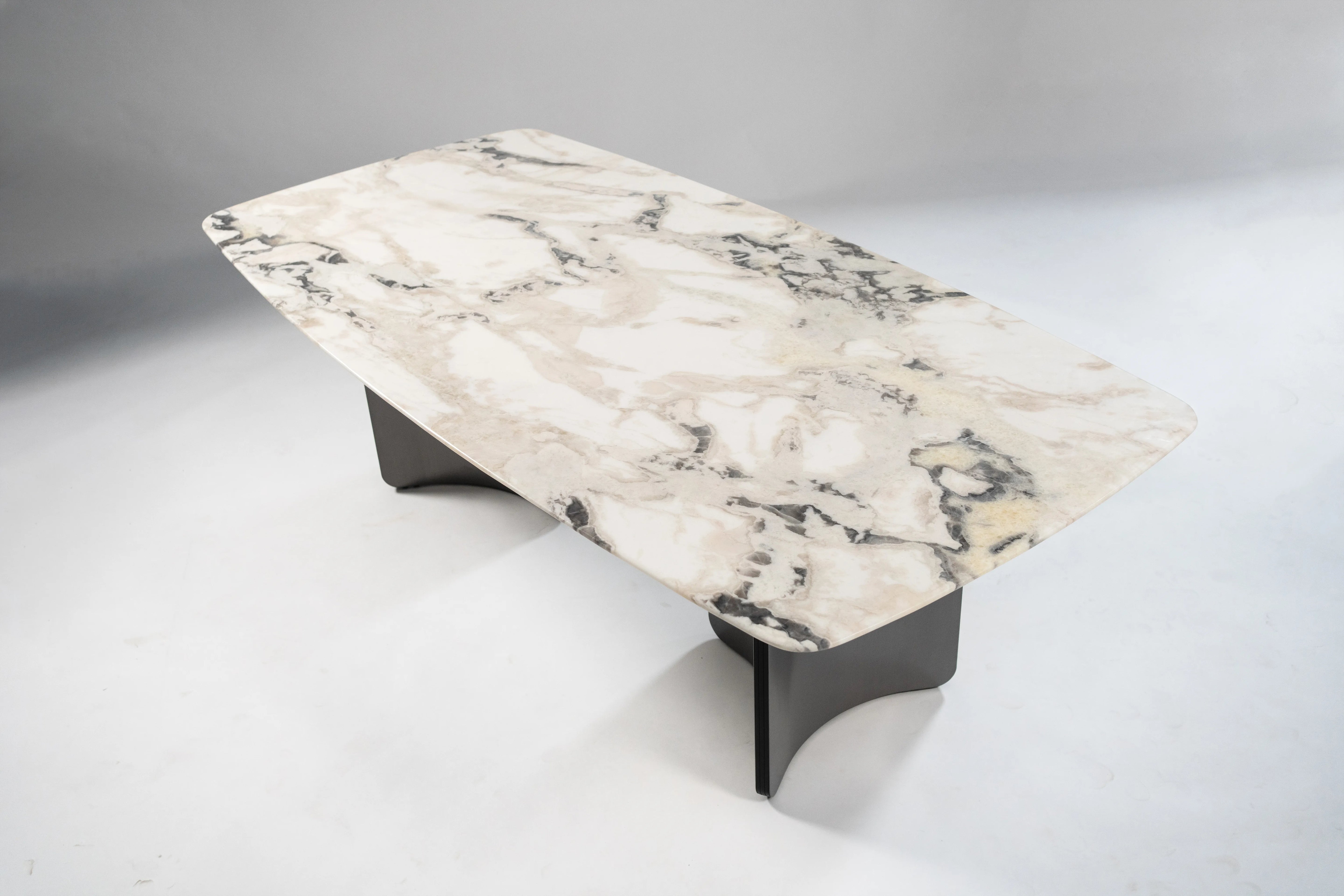 Dover White With Opulence